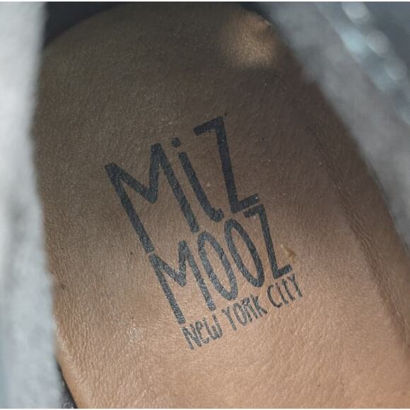 Miz Mooz Women's Ruched Leather Ankle Boots Black Sz 41 - Picture 9 of 9